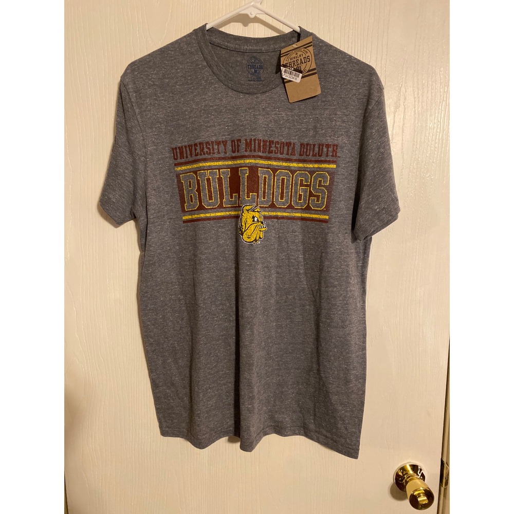 Rivalry Threads UMD Bulldogs Minnesota Duluth T-Shirt Mens Med Gray Heather
0450
